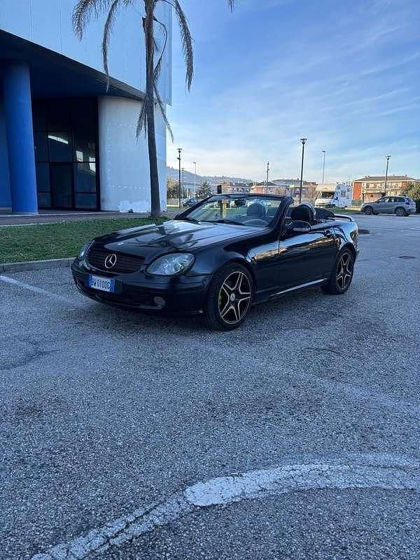 Usata Mercedes SLK230 AMG 193 CV (141 kW) 2002 Cabrio