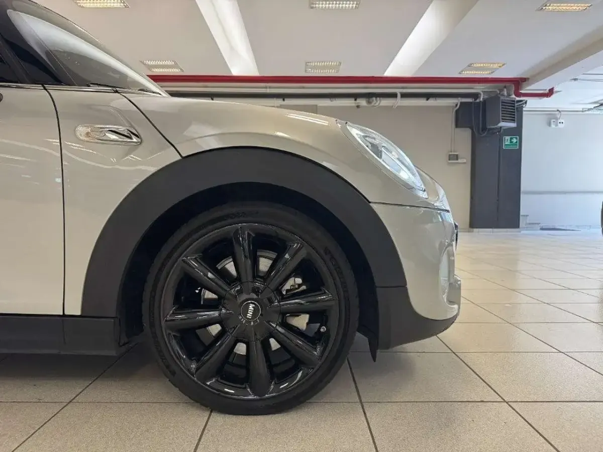 Usata Mini Cooper SD Hype 170 CV (125 kW) 2018 Argento Utilitaria