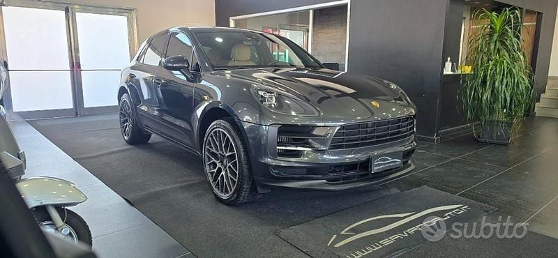 Usata Porsche Macan 354 CV (260 kW) 2021 Grigio scuro SUV
