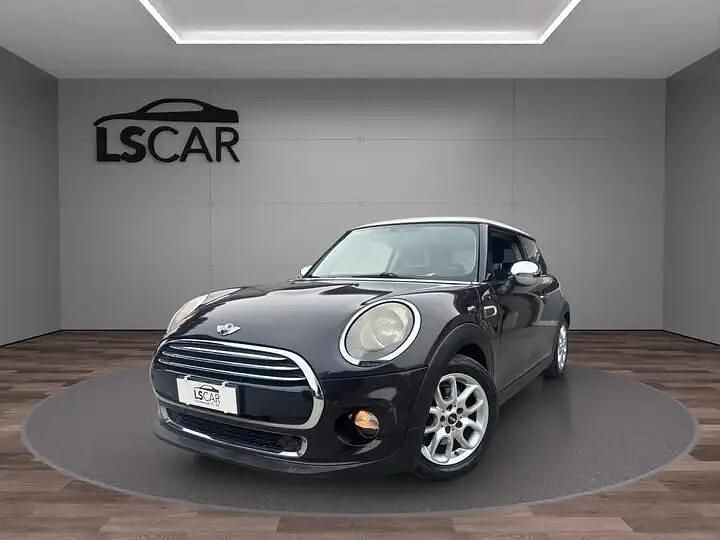 Usata Mini Cooper D Business 116 CV (85 kW) 2015 Nero Utilitaria