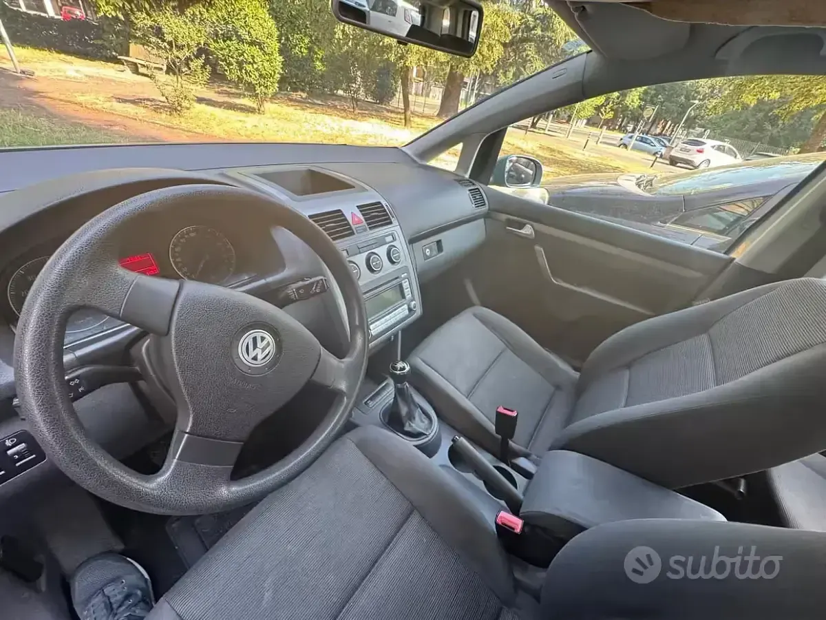 Usata VW Touran 120 CV (88 kW) 2008 Grigio Monovolume
