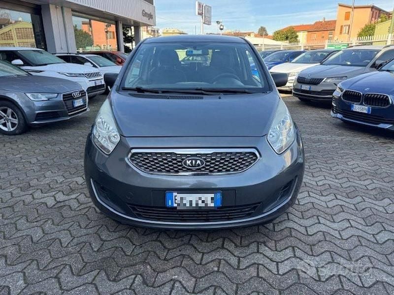 Usata Kia Venga EX 90 CV (66 kW) 2011 Grigio Utilitaria