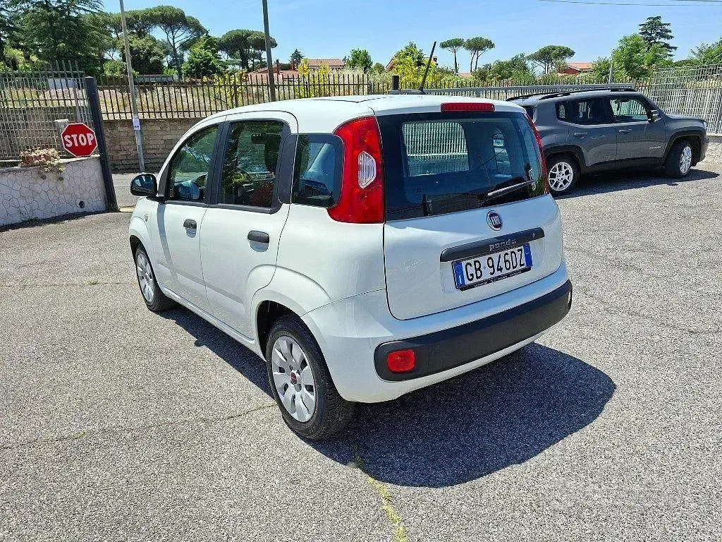 Usata Fiat Panda Easy 69 CV (50 kW) 2020 Bianco Utilitaria