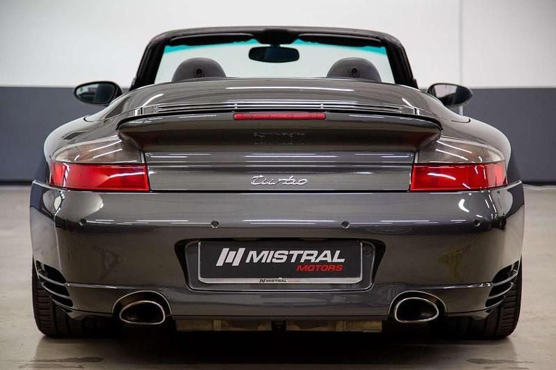 Usata Porsche 911 Turbo Cabriolet 420 CV (308 kW) 2005 Grigio Cabrio