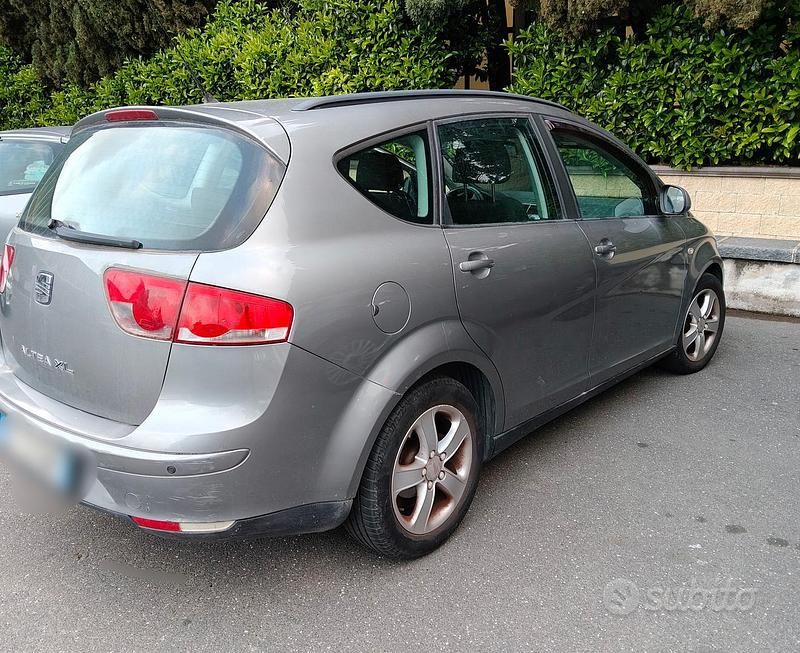 Usata Seat Altea XL 105 CV (77 kW) 2010 Monovolume