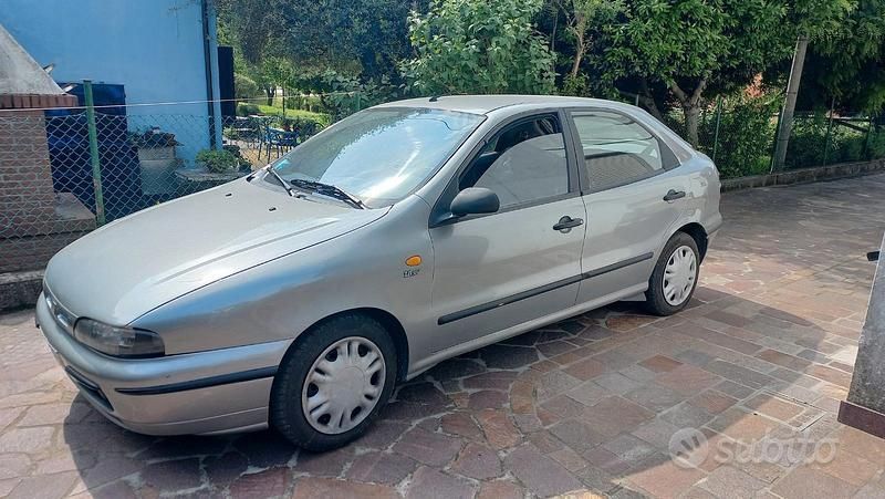 Grigio Usata 1997 Fiat Bravo Due volumi | 1000 € (Ottimo prezzo) - Immagine 1/3