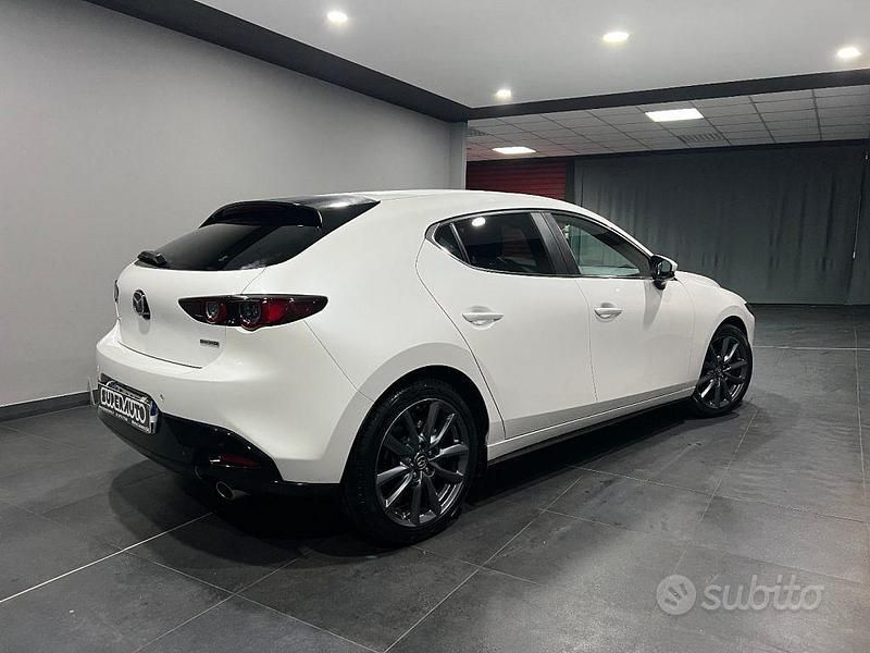 Usata Mazda 3 116 CV (85 kW) 2022 Bianco Berlina
