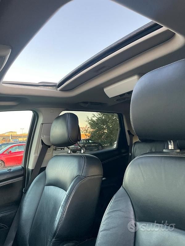 Usata Fiat Freemont 140 CV (102 kW) 2014 Grigio SUV