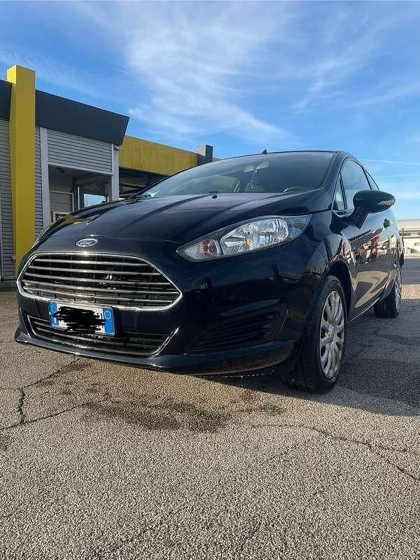 Usata Ford Fiesta Business Edition 97 CV (71 kW) 2015 Berlina