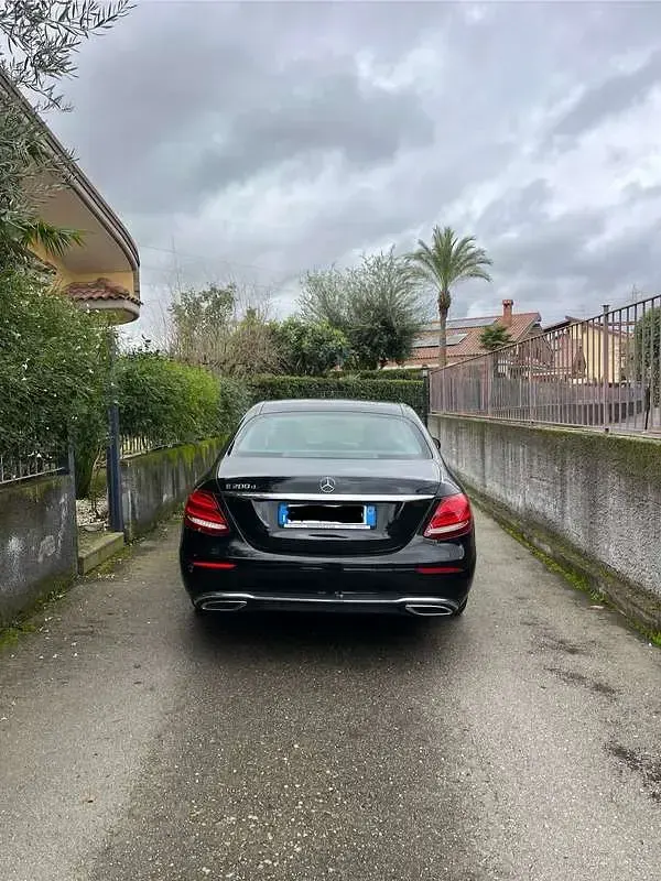 Usata Mercedes E200 Business 150 CV (110 kW) 2018 Berlina