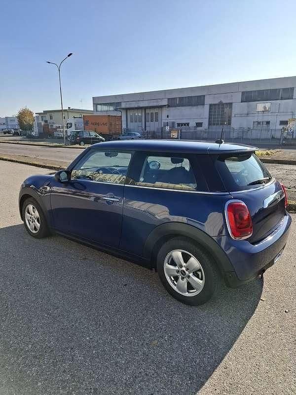 Usata Mini Cooper D 111 CV (81 kW) 2014 Utilitaria
