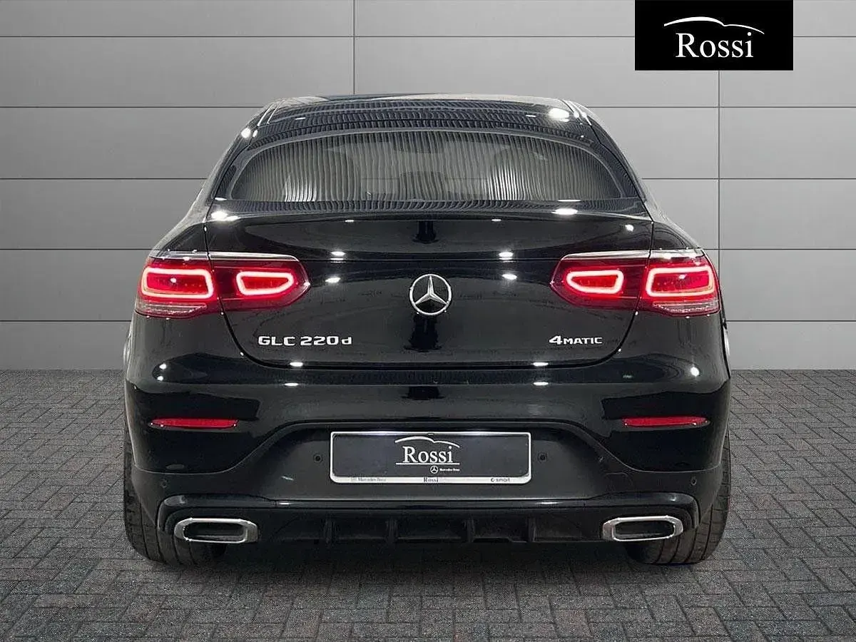 Usata Mercedes GLC220 Edition 194 CV (142 kW) 2022 Nero metallizzato SUV