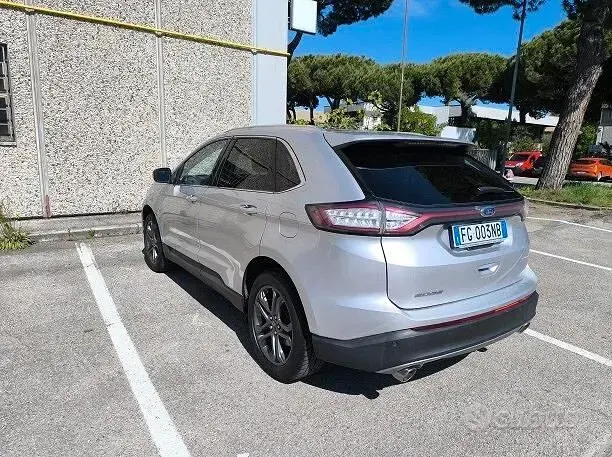 Usata Ford Edge 210 CV (154 kW) 2016 Grigio SUV
