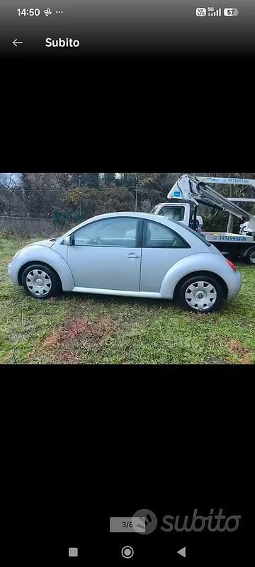 Usata VW New Beetle 102 CV (75 kW) 2005 Grigio Utilitaria