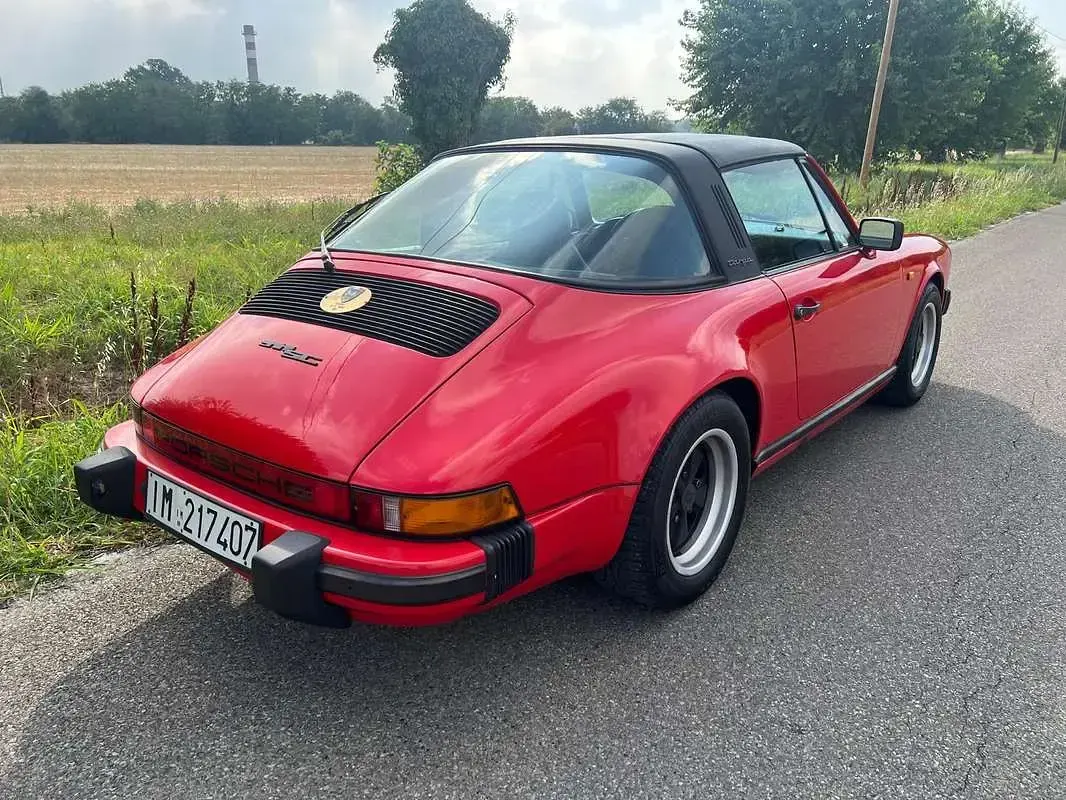 Usata Porsche 911 204 CV (150 kW) 1982 Rosso Cabrio