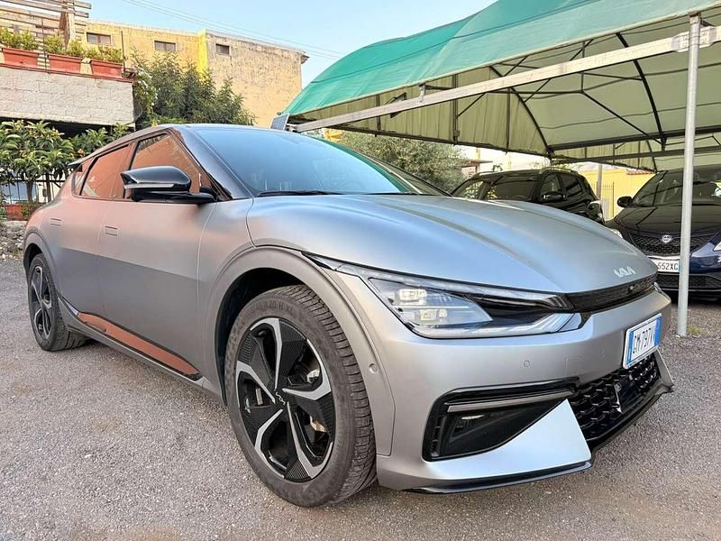 Grigio Usata 2023 Kia EV6 GT-Line SUV | 35.999 € - Immagine 1/4