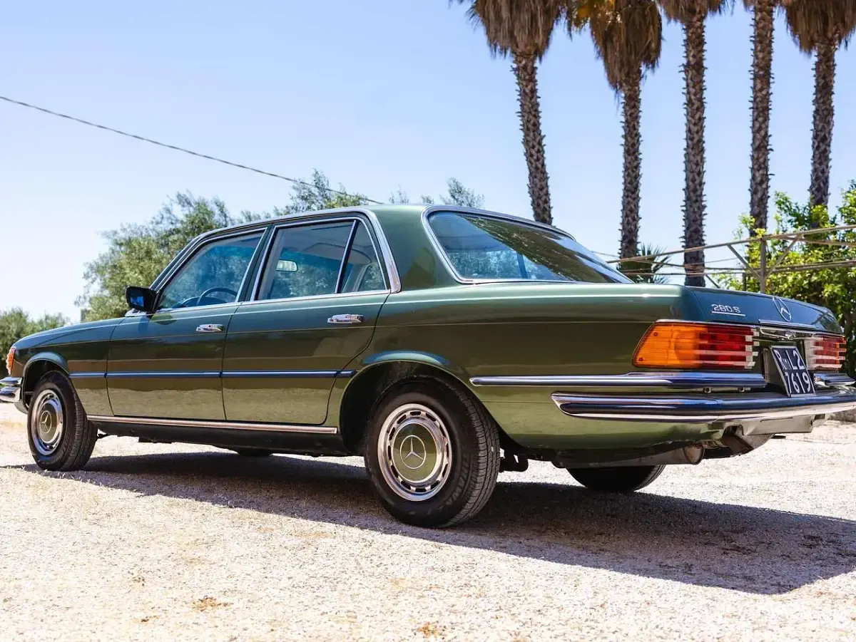 Usata Mercedes S280 160 CV (117 kW) 1972 Verde Berlina