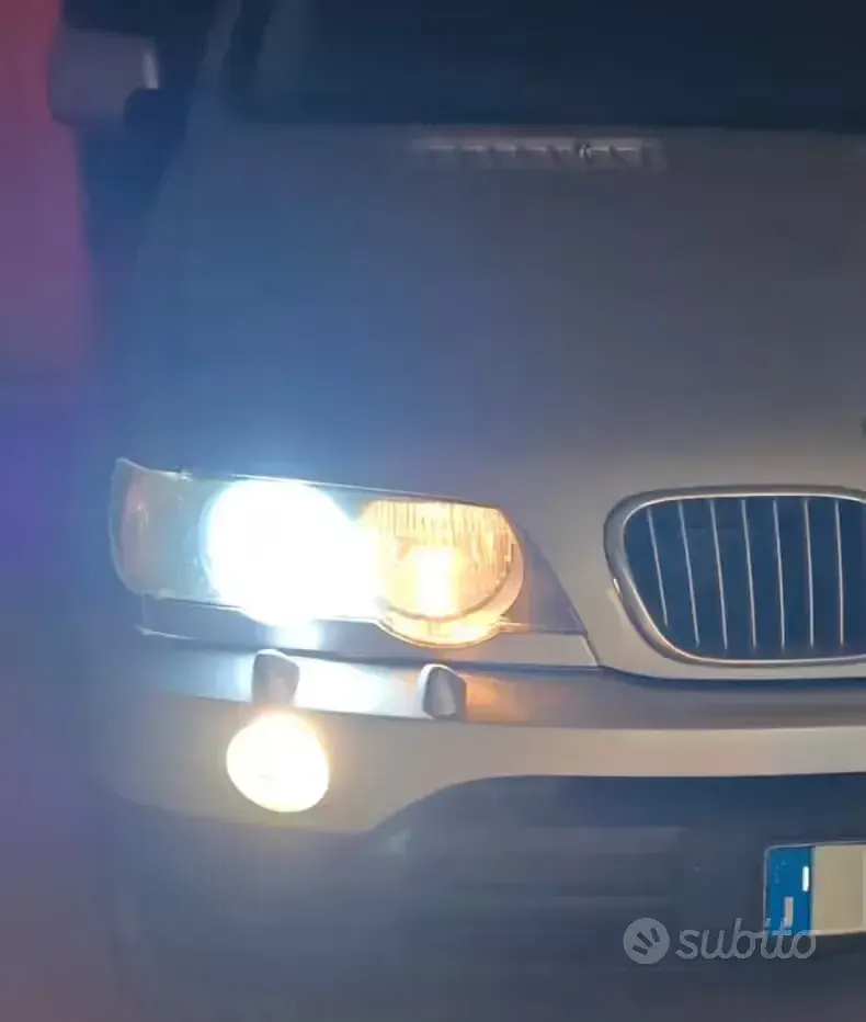 Usata BMW X5 Sport Line 184 CV (135 kW) 2002 Grigio SUV