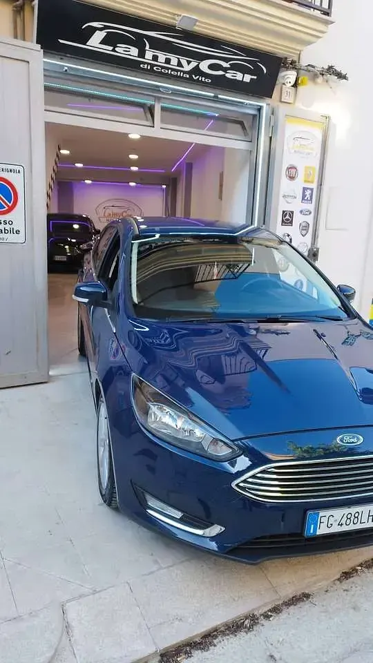 Usata Ford Focus Titanium S 120 CV (88 kW) 2016 Cobalto Berlina