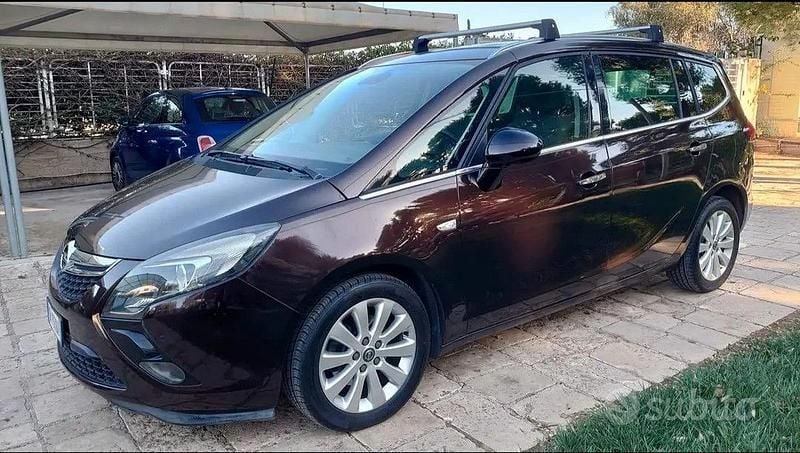 Usata Opel Zafira Eco 150 CV (110 kW) 2013 Marrone Monovolume
