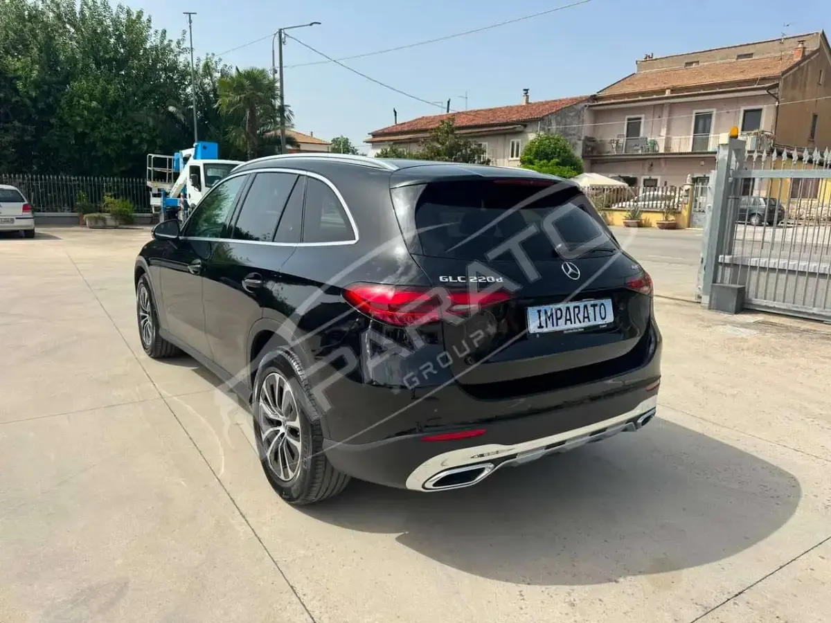 Usata Mercedes GLC220 Advanced Plus 197 CV (144 kW) 2024 Nero SUV