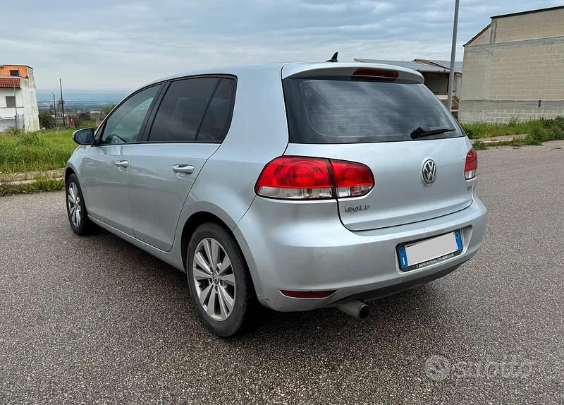 Usata VW Golf VI 105 CV (77 kW) 2010 Grigio Utilitaria