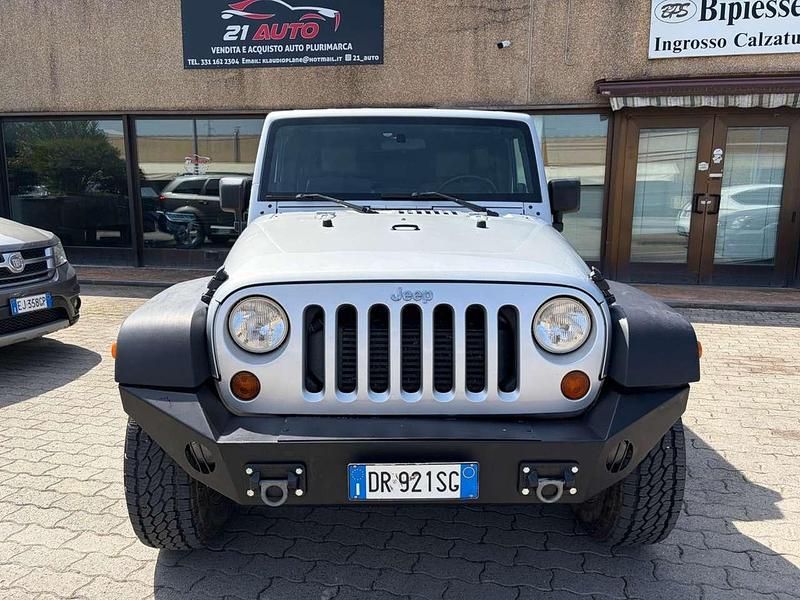 Usata Jeep Wrangler Unlimited Sport 177 CV (130 kW) 2008 Argento SUV