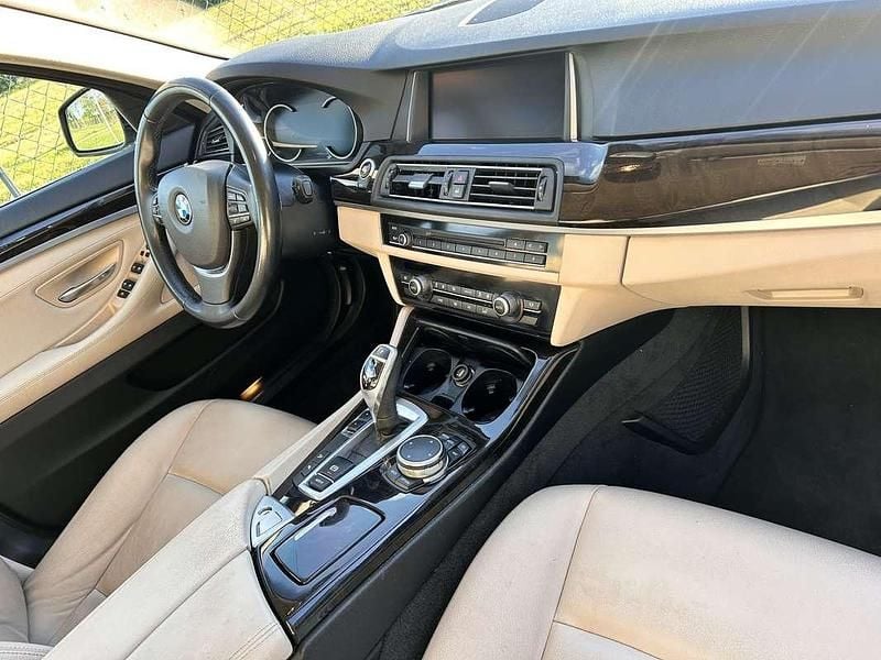 Usata BMW 525 Luxury Line 218 CV (160 kW) 2014 Grigio Station wagon