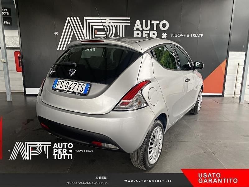 Usata Lancia Ypsilon 69 CV (50 kW) 2018 Utilitaria