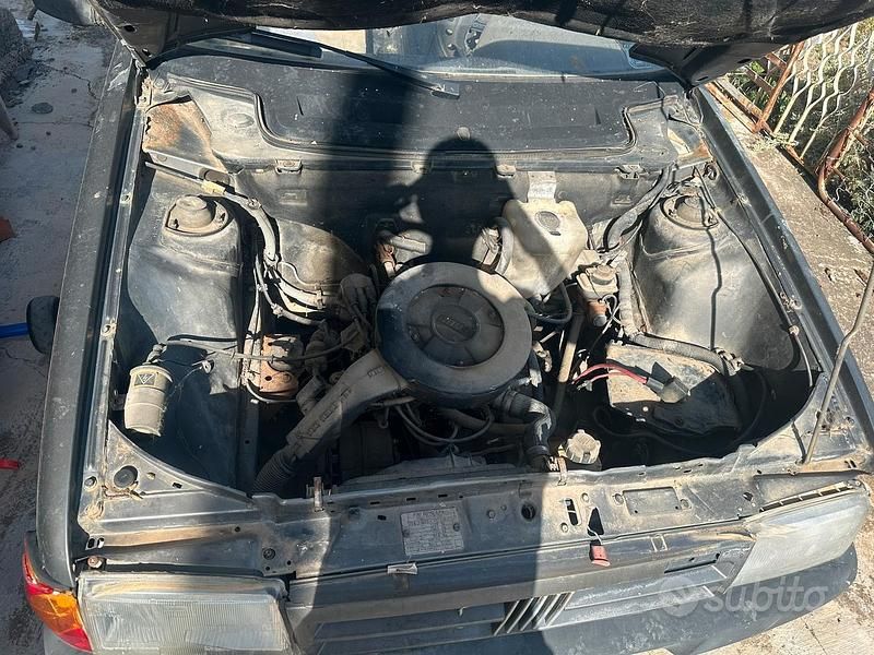 Usata Fiat Uno 45 CV (33 kW) 1990 Grigio Utilitaria