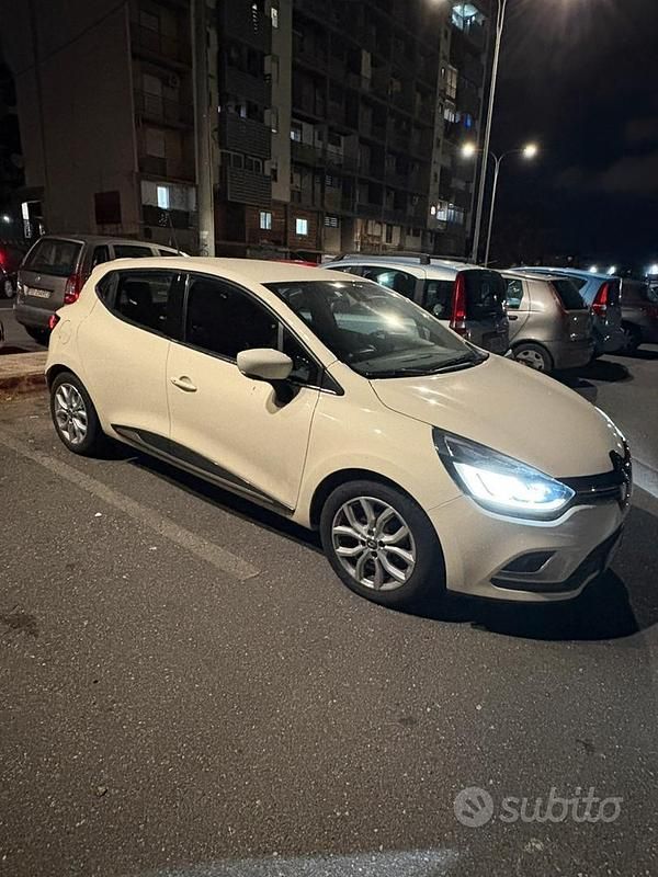 Usata Renault Clio IV 90 CV (66 kW) 2017 Bianco Utilitaria