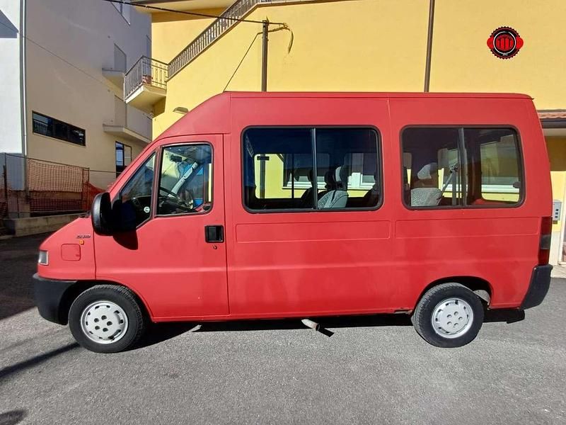 Usata Fiat Ducato 127 CV (93 kW) 2001 Rosso Furgone