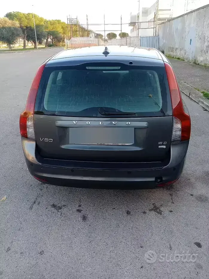 Usata Volvo V50 109 CV (80 kW) 2010 Grigio Station wagon