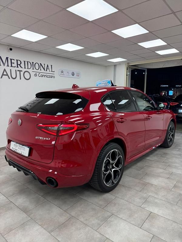 Usata Alfa Romeo Stelvio Veloce 210 CV (154 kW) 2022 Rosso SUV