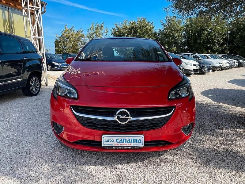Usata Opel Corsa 95 CV (69 kW) 2015 Rosso Berlina