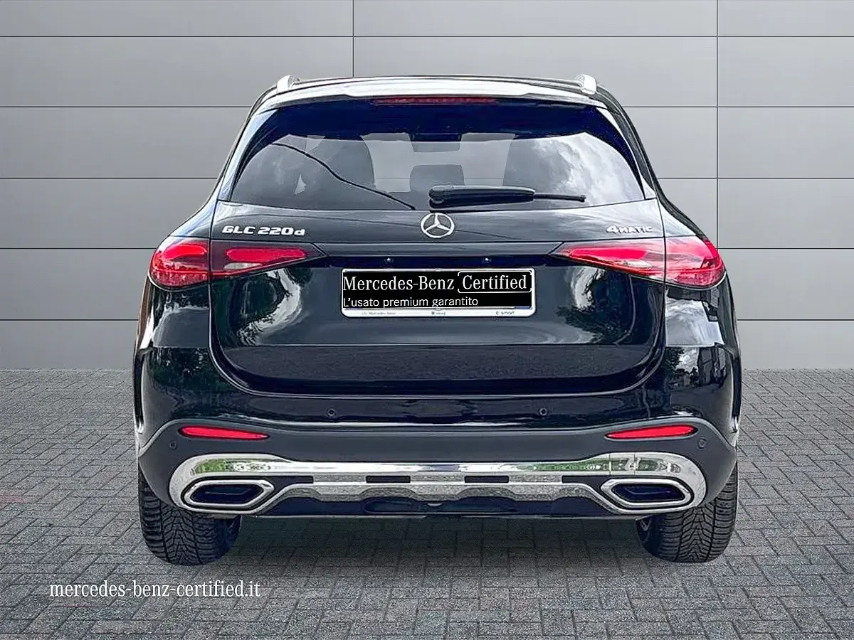 Käytetty Mercedes GLC220 AMG Line Premium 198 HP (145 kW) 2023