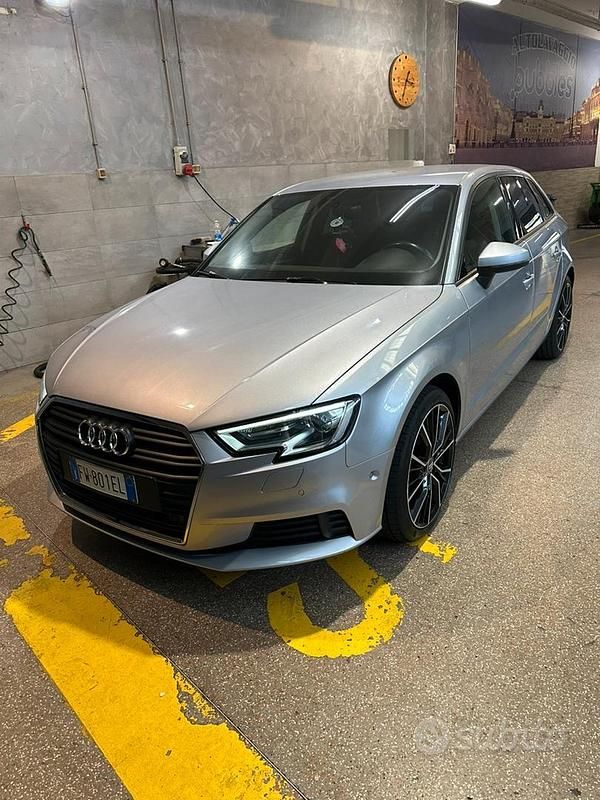 Usata Audi A3 150 CV (110 kW) 2019 Grigio Berlina