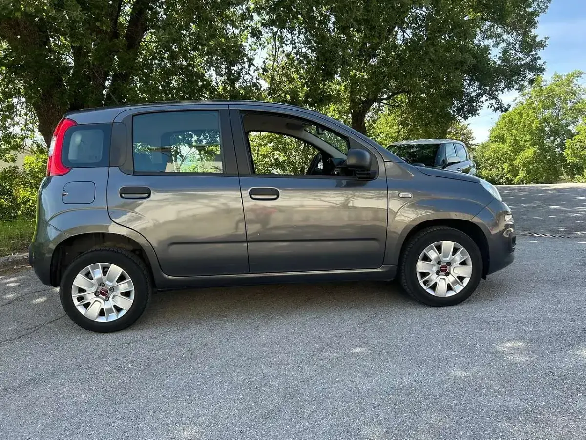 Usata Fiat Panda Easy 69 CV (50 kW) 2017 Grigio Utilitaria