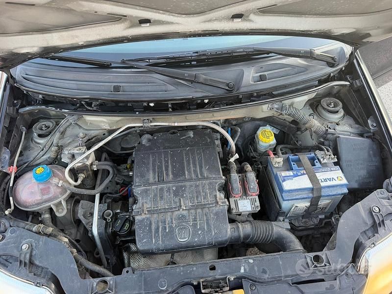 Usata Fiat Panda 77 CV (56 kW) 2012 Nero Utilitaria