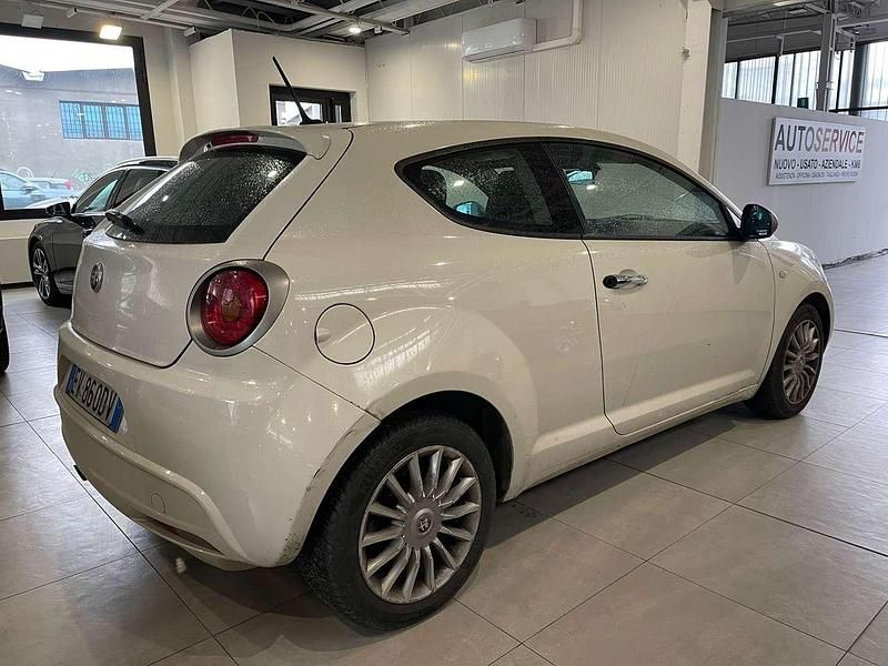 Usata Alfa Romeo MiTo Distinctive 85 CV (62 kW) 2014 Bianco Utilitaria