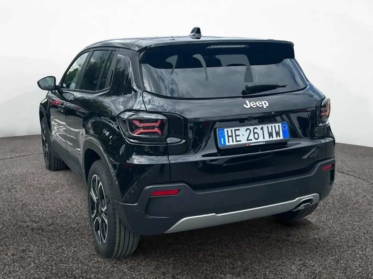 Nuova Jeep Avenger Summit 100 CV (73 kW) 2026 Nero SUV
