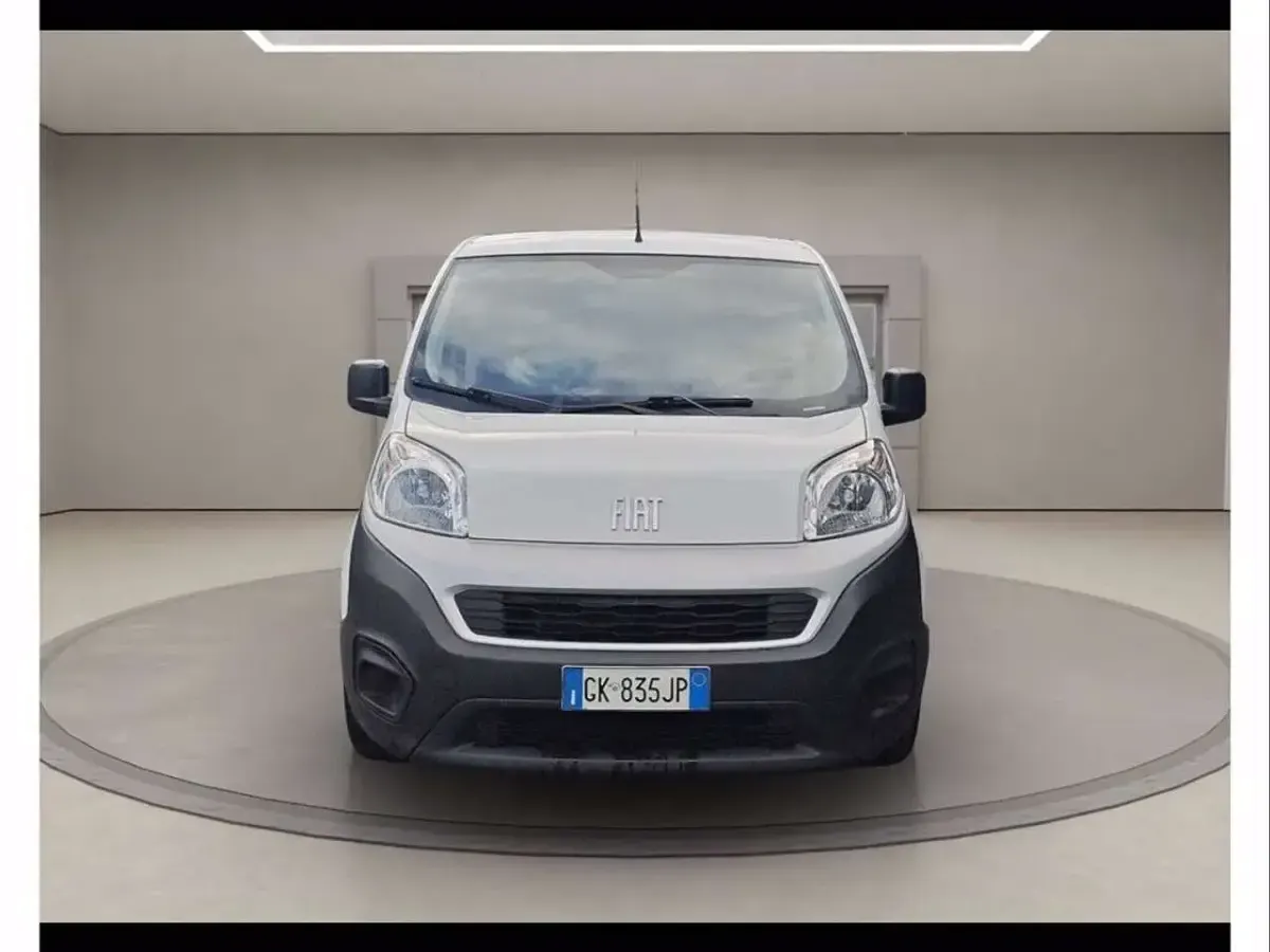 Usata Fiat Fiorino 95 CV (69 kW) 2022 Bianco diamond Monovolume