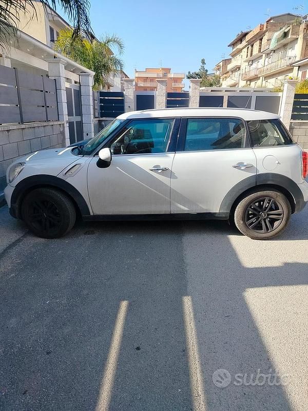 Usata Mini Countryman 111 CV (81 kW) 2015 Bianco SUV
