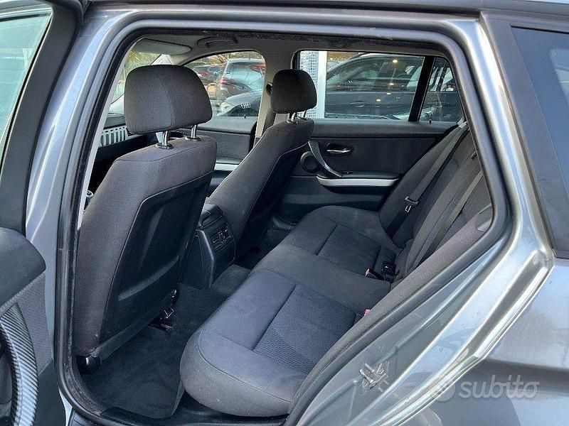 Usata BMW 320 Efficient Dynamics 177 CV (130 kW) 2009 Grigio Station wagon