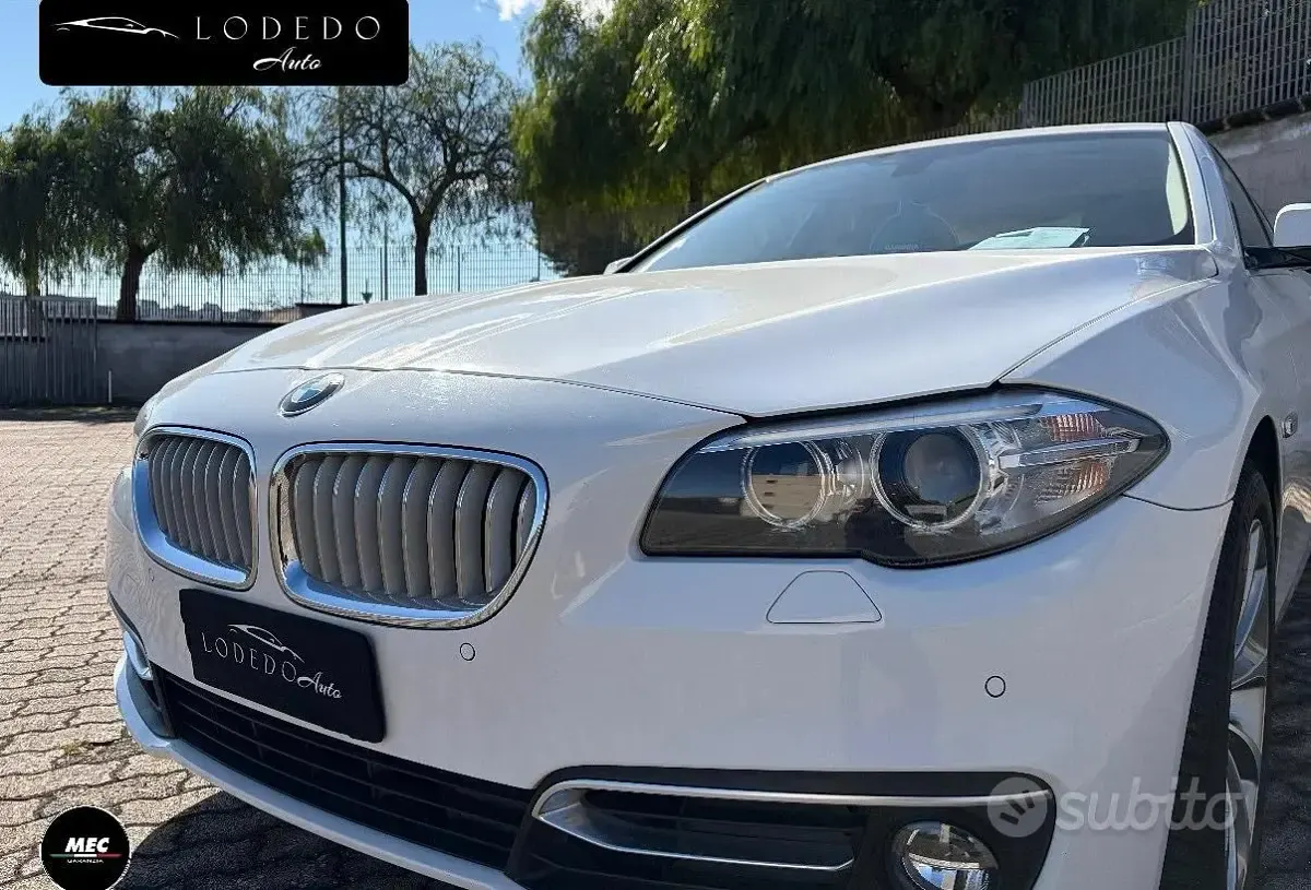 Usata BMW 525 Luxury Line 218 CV (160 kW) 2014 Bianco Station wagon