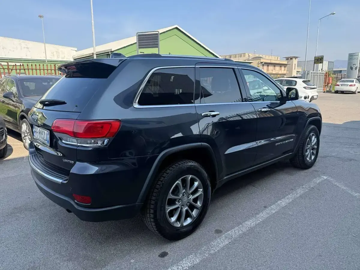 Usata Jeep Grand Cherokee Limited 250 CV (183 kW) 2016 Blu/azzurro SUV
