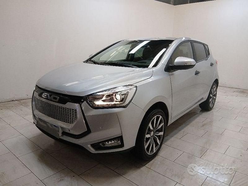 Argento Usata 2023 EVO Evo 3 SUV | 13.990 € (Buon prezzo) - Immagine 1/4