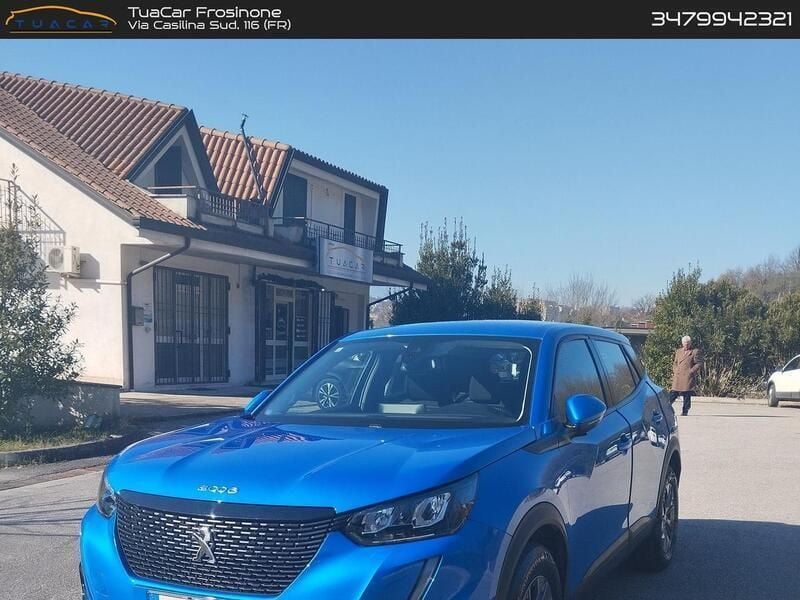 Blu Usata 2021 Peugeot 2008 Active SUV | 14.400 € (Ottimo prezzo) - Immagine 1/4