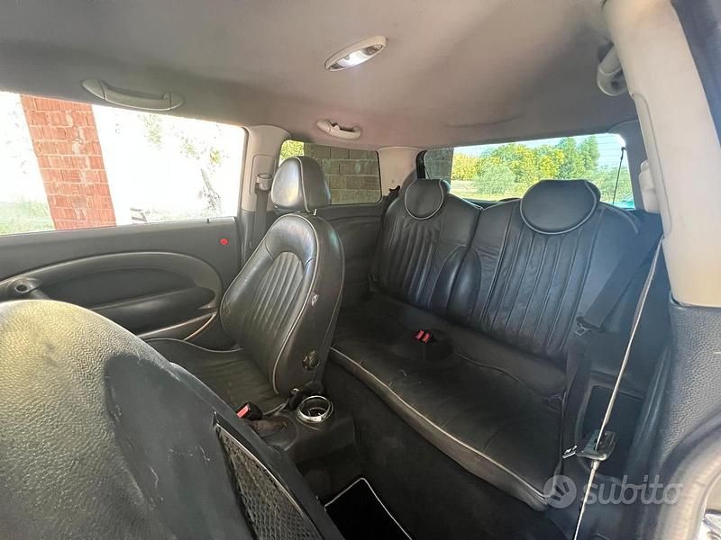 Usata Mini One D 88 CV (64 kW) 2005 Grigio Utilitaria