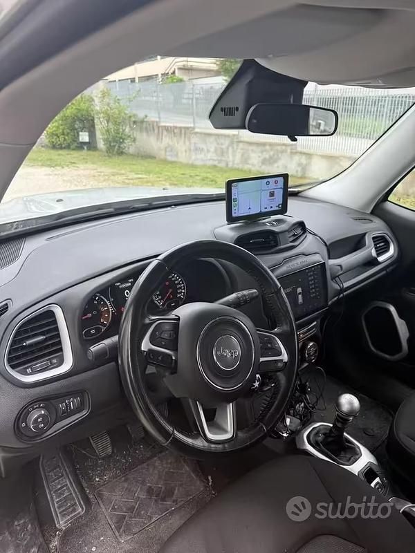 Usata Jeep Renegade Longitude 120 CV (88 kW) 2016 Grigio SUV